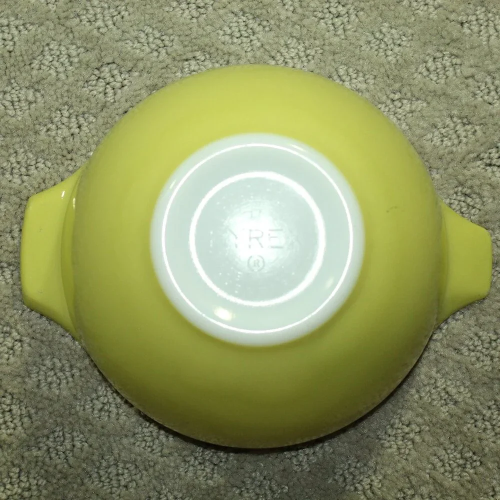 VINTAGE PYREX Set of 4 Verde Green Cinderella Nesting Mixing Bowls 441 - 444